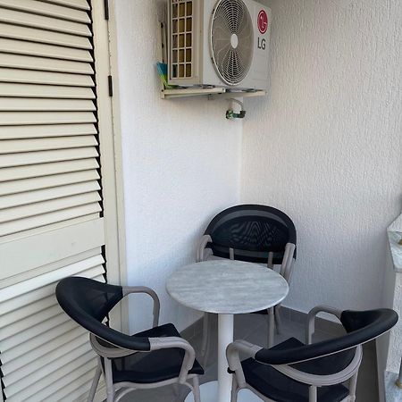 Luxurious Dreamy Seaside Apartment Durres Exterior photo